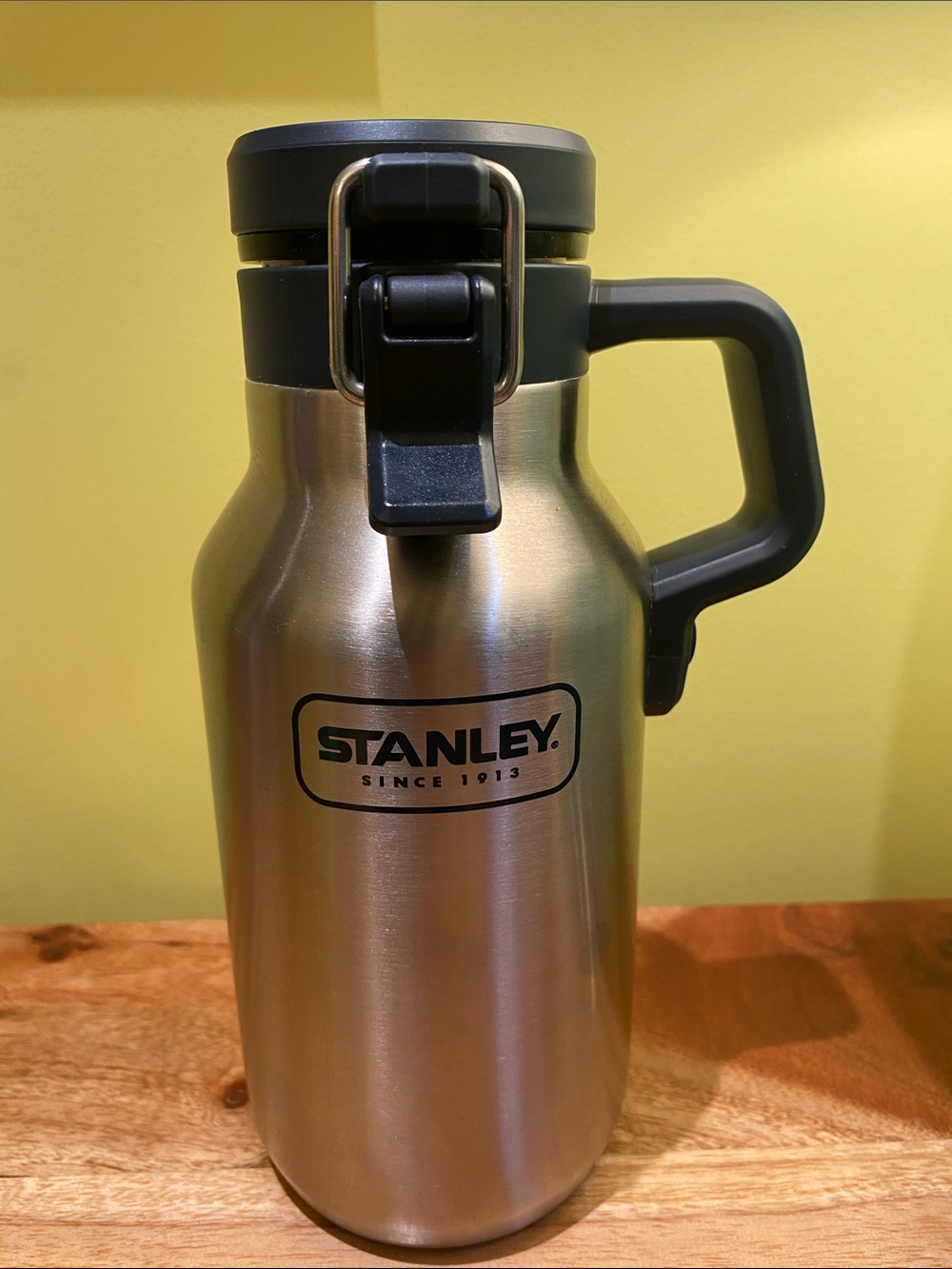 STANLEY Growler Bottle 32 oz Stainless Steel